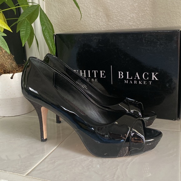 White House Black Market platform peep toe heels. Leather - Picture 3 of 10